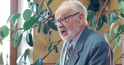 Isten éltessen, karnagy úr!